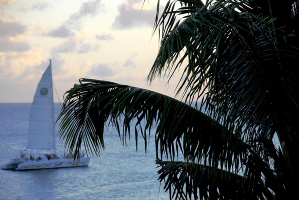 Sapphire Beach East End  Екстериор снимка